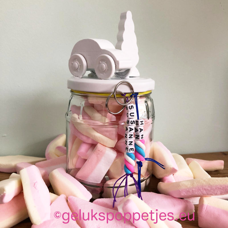 Gelukspoppetje gedraaid spekje