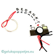 Sleutelhanger bedankt sich mit gelukspoppetje Kamera