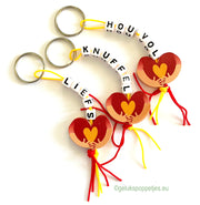 Sleutelhanger knuffel met gelukspoppetje omarm