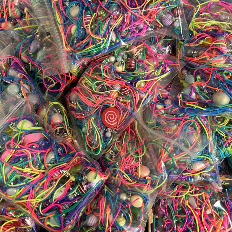 Zakje traf 50 handgemachte Geluksengeltjes