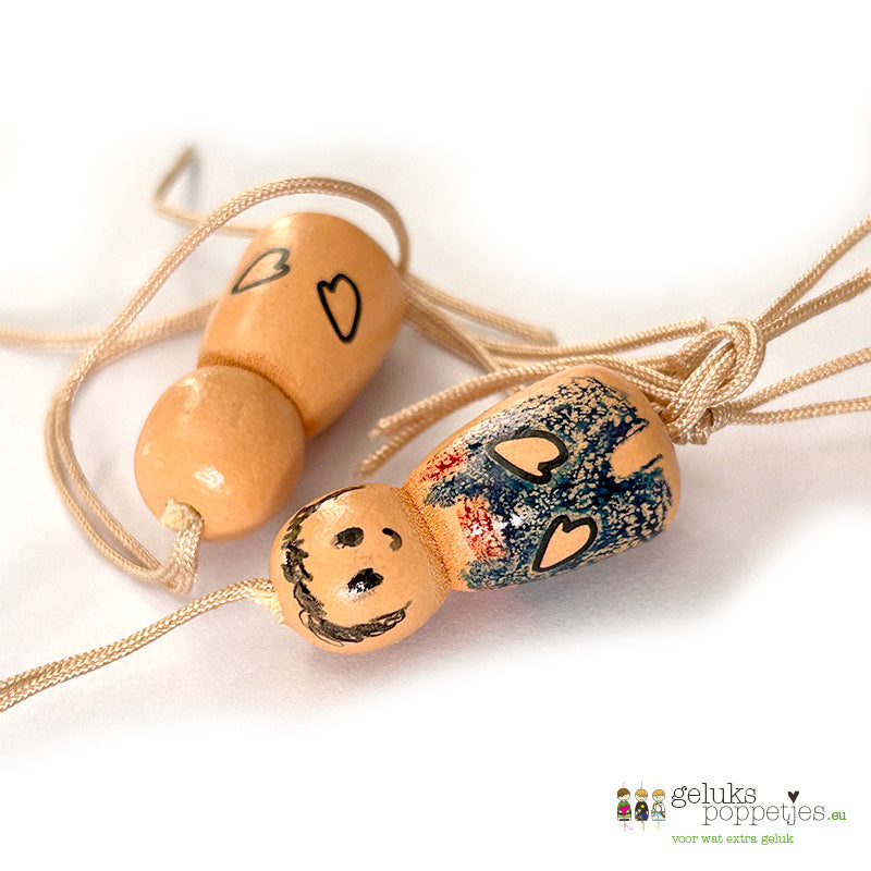 Natürliche Gelatine mit Händen