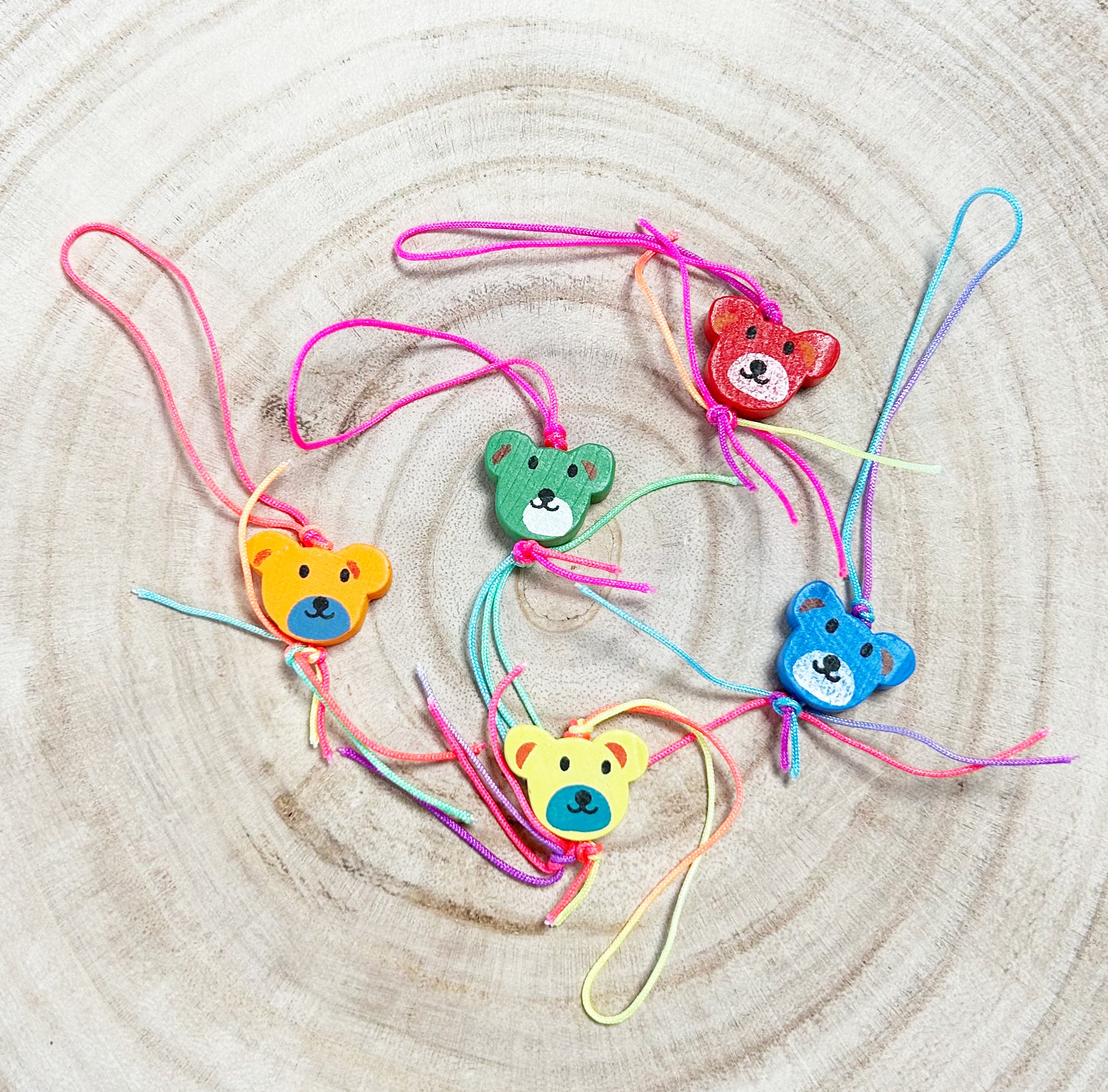 Gelukspoppetje berenhoofdje gekleurd